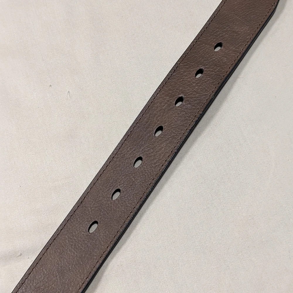 Columbia Reversible Black/Brown Syntheic Leather Belt - Size Medium
